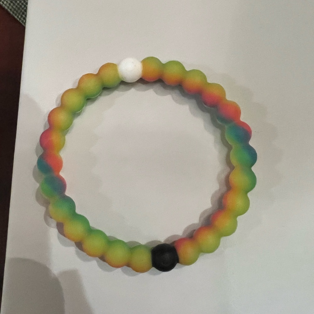 Lokai - 11 Bracelets - Picture 12 of 16